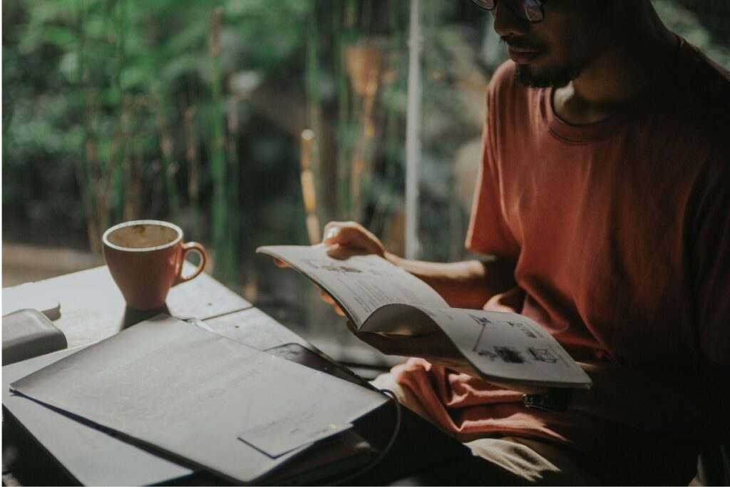 Person relaxed and calmly focused representing the alpha brain wave state of relaxed alertness